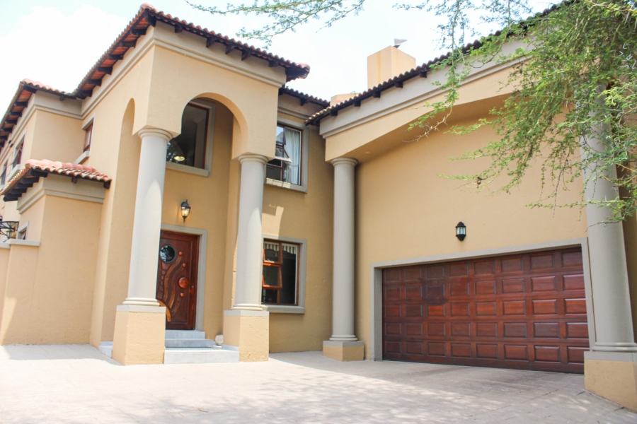 6 Bedroom Property for Sale in Midstream Estate Gauteng