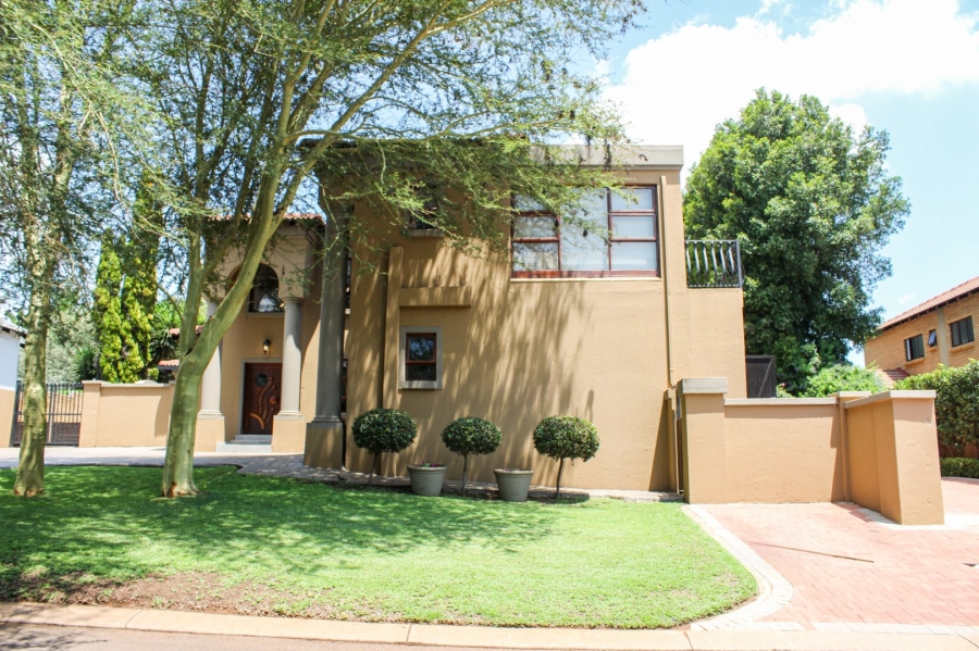6 Bedroom Property for Sale in Midstream Estate Gauteng