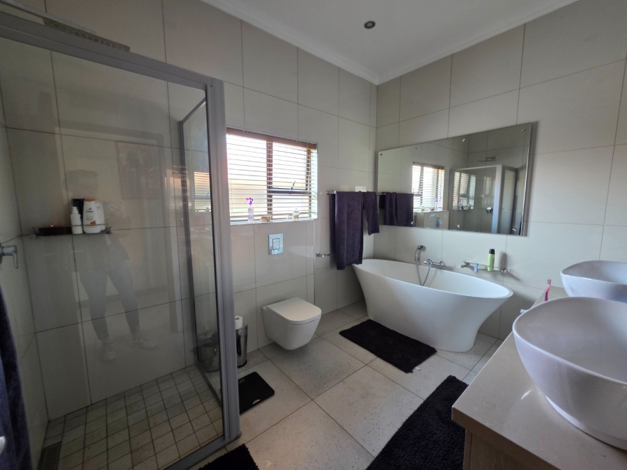 3 Bedroom Property for Sale in Emfuleni Golf Estate Gauteng