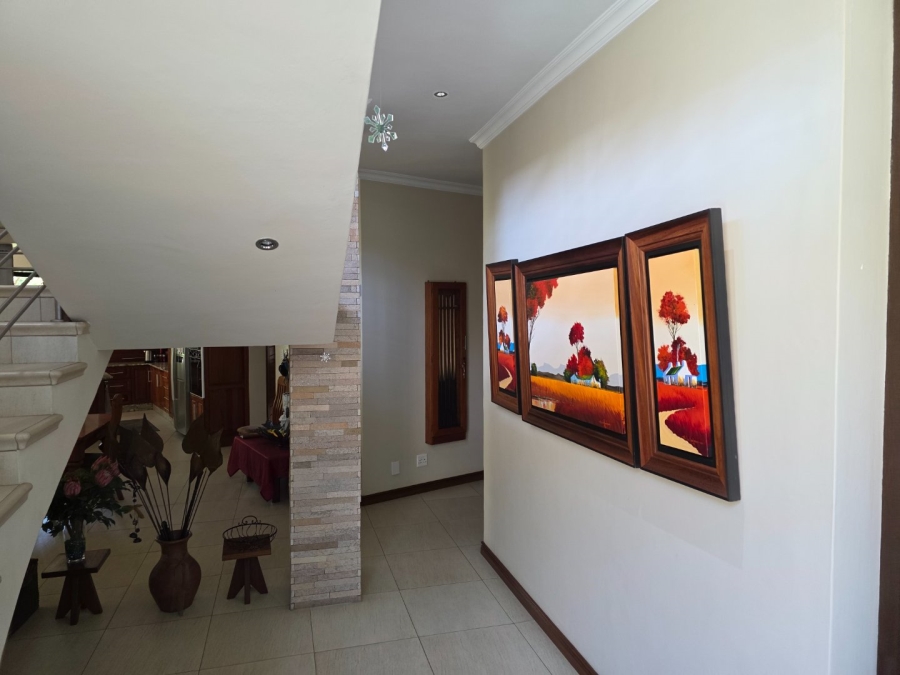 5 Bedroom Property for Sale in Emfuleni Golf Estate Gauteng