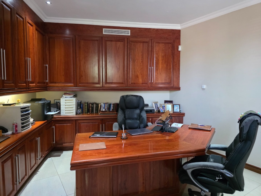 5 Bedroom Property for Sale in Emfuleni Golf Estate Gauteng