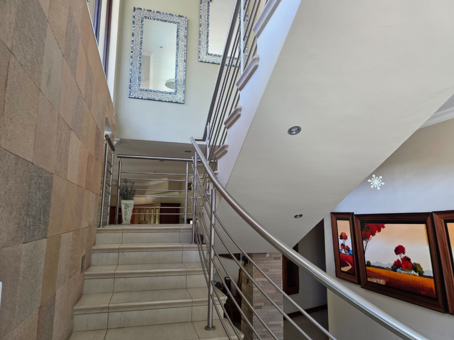 5 Bedroom Property for Sale in Emfuleni Golf Estate Gauteng