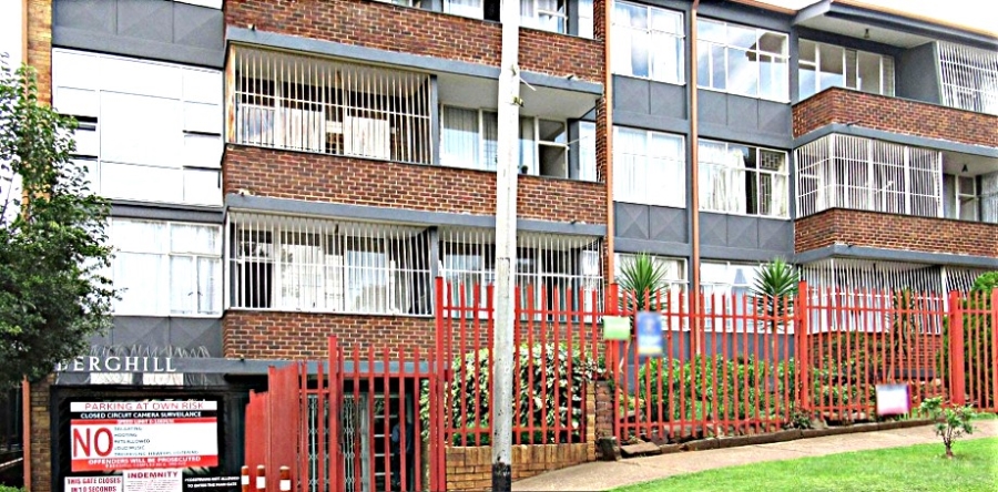 1 Bedroom Property for Sale in Florida Lake Gauteng