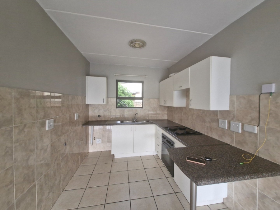 2 Bedroom Property for Sale in Parkrand Gauteng