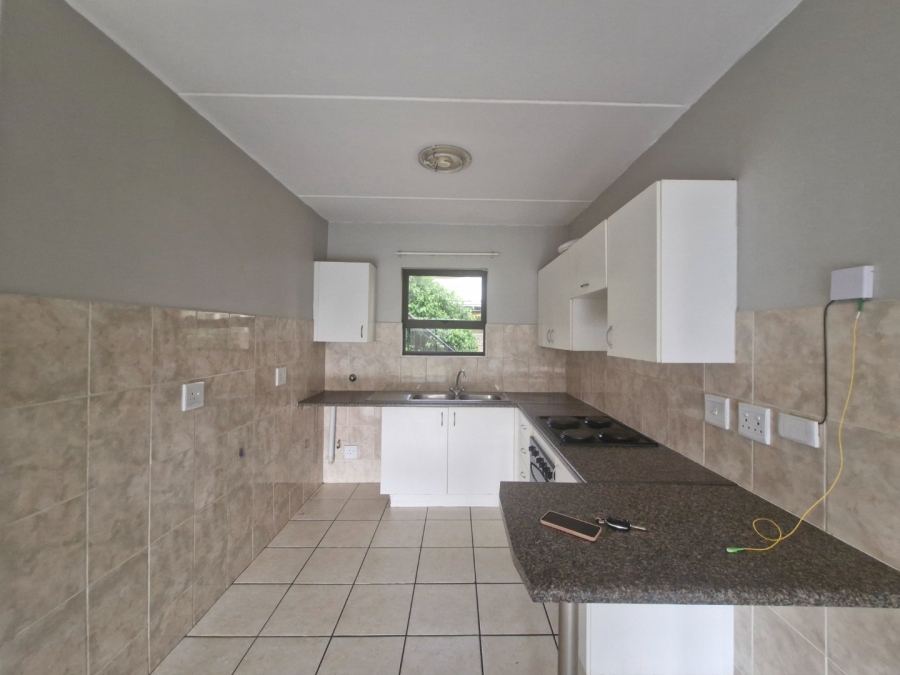 2 Bedroom Property for Sale in Parkrand Gauteng
