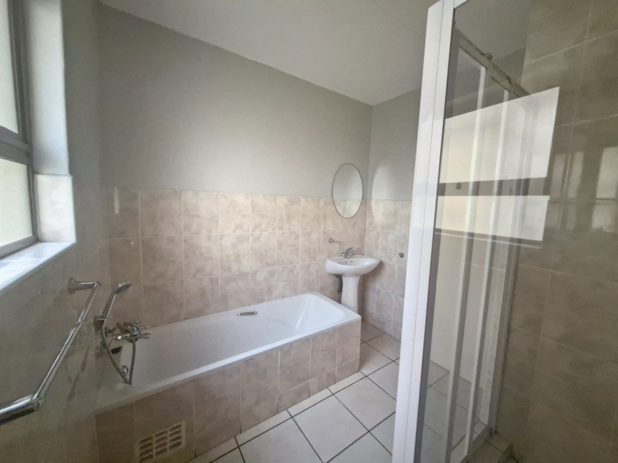 2 Bedroom Property for Sale in Parkrand Gauteng