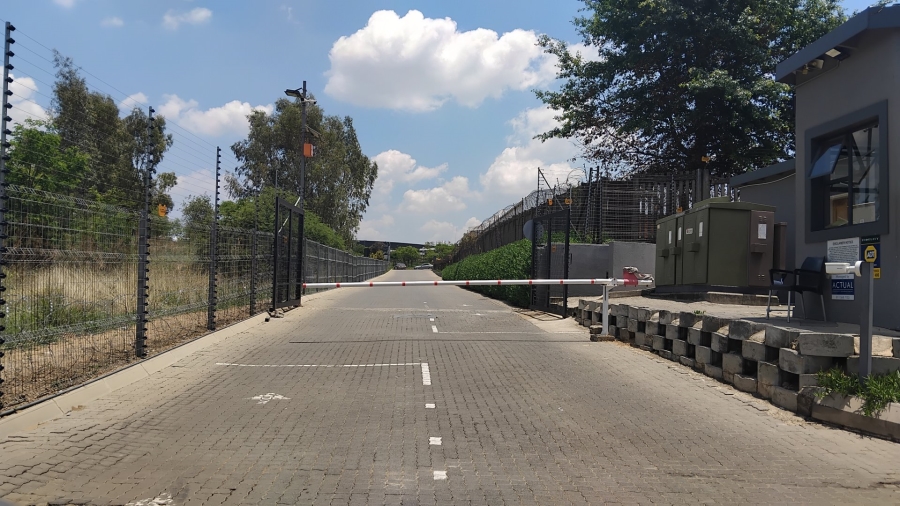 Commercial Property for Sale in Halfway House Estates Gauteng