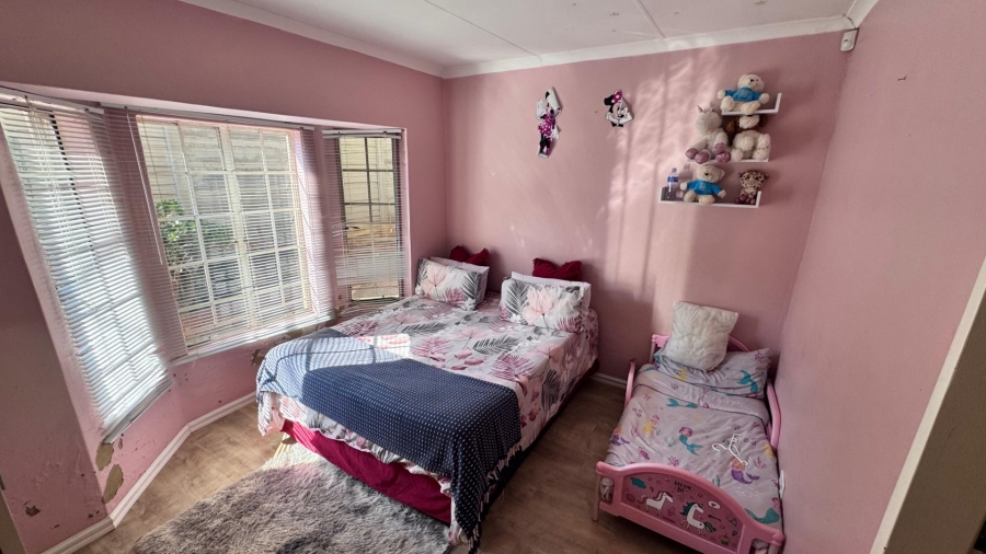 To Let 2 Bedroom Property for Rent in Lyttelton Manor Gauteng