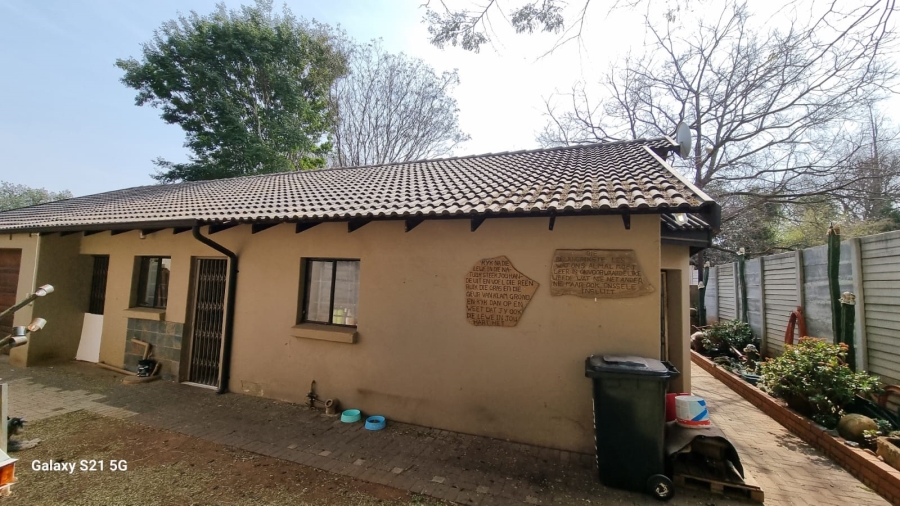 To Let 2 Bedroom Property for Rent in Lyttelton Manor Gauteng