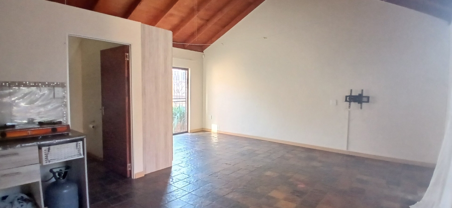 To Let 1 Bedroom Property for Rent in Heuweloord Gauteng