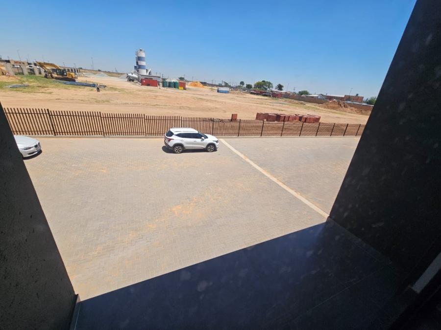 To Let commercial Property for Rent in Knopjeslaagte Gauteng