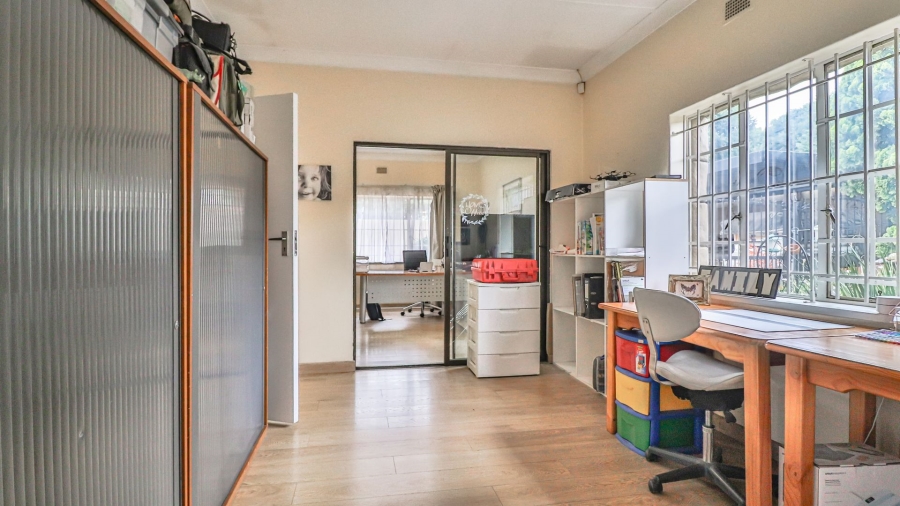 3 Bedroom Property for Sale in Hurlyvale Gauteng