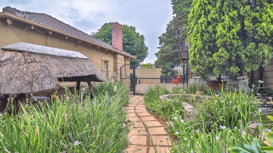 3 Bedroom Property for Sale in Hurlyvale Gauteng