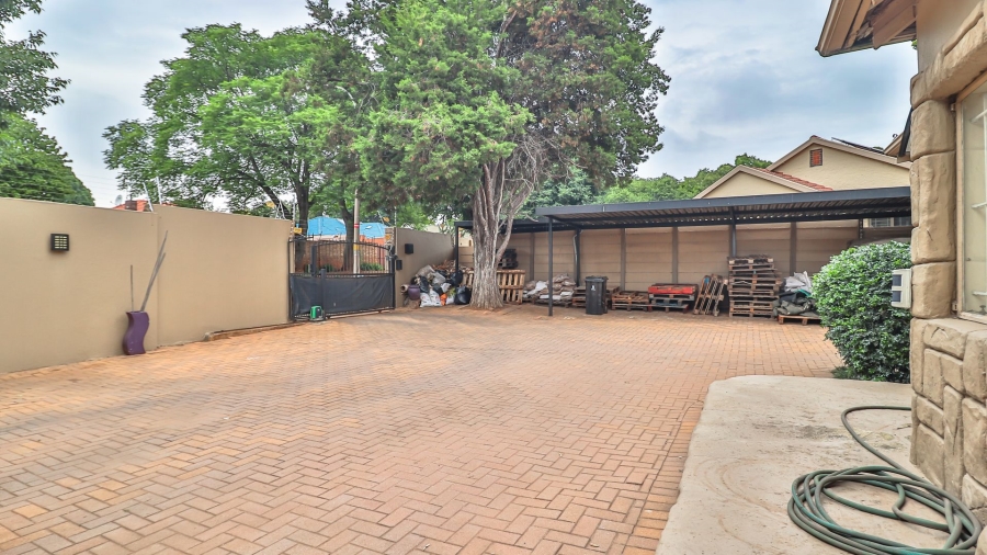 3 Bedroom Property for Sale in Hurlyvale Gauteng