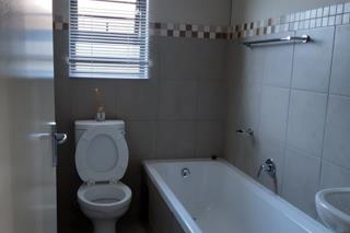 2 Bedroom Property for Sale in Reigerpark Gauteng