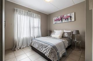 2 Bedroom Property for Sale in Reigerpark Gauteng