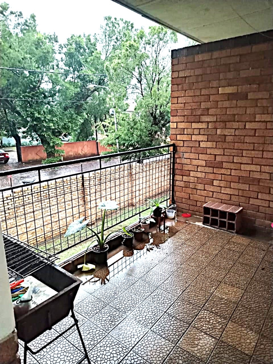 2 Bedroom Property for Sale in Florida Gauteng