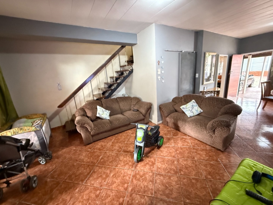 To Let 2 Bedroom Property for Rent in Lyttelton Manor Gauteng