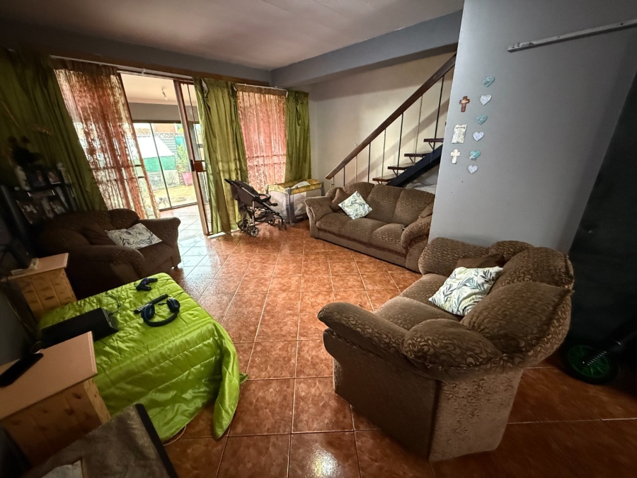 To Let 2 Bedroom Property for Rent in Lyttelton Manor Gauteng