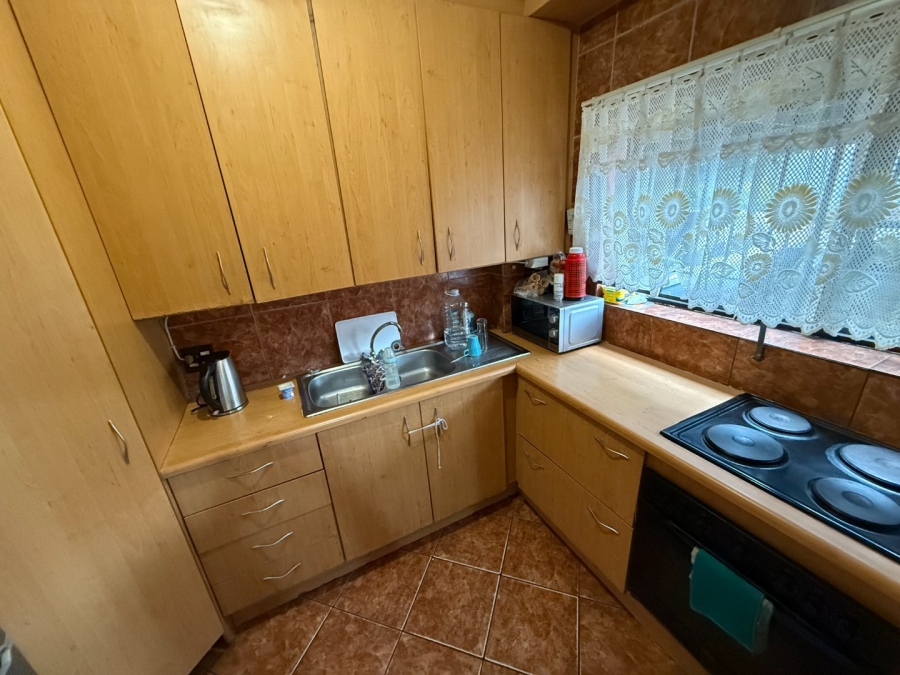 To Let 2 Bedroom Property for Rent in Lyttelton Manor Gauteng