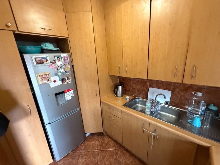 To Let 2 Bedroom Property for Rent in Lyttelton Manor Gauteng