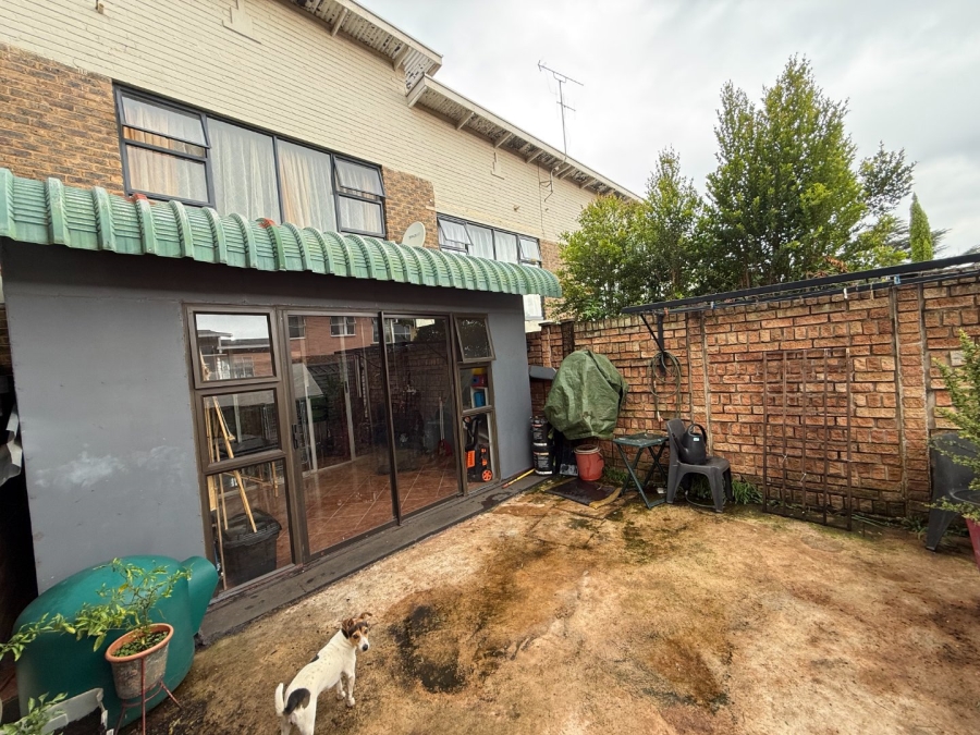 To Let 2 Bedroom Property for Rent in Lyttelton Manor Gauteng