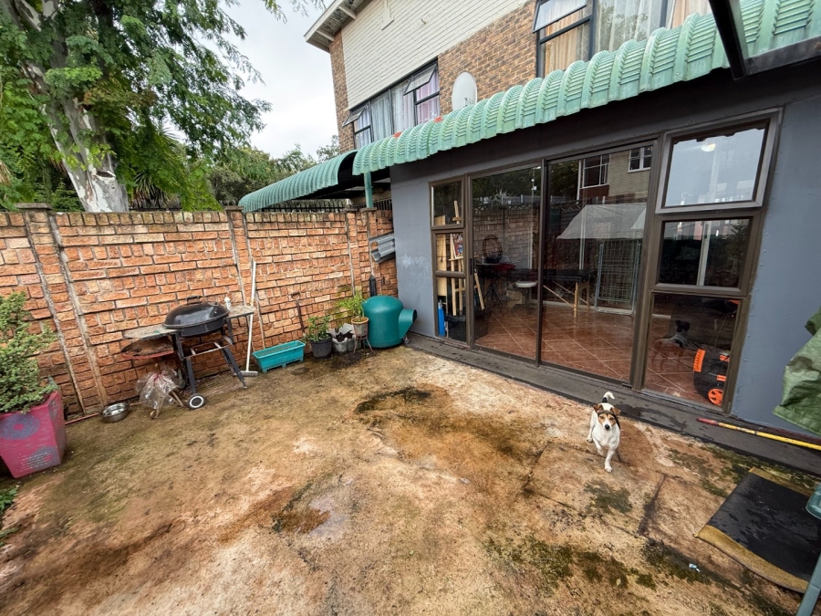 To Let 2 Bedroom Property for Rent in Lyttelton Manor Gauteng