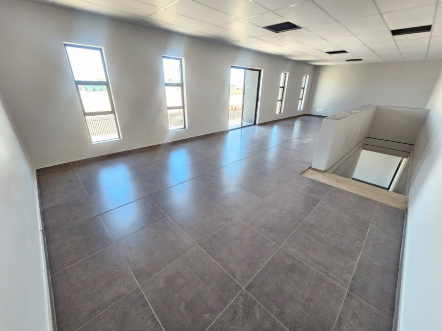 Commercial Property for Sale in Knopjeslaagte Gauteng