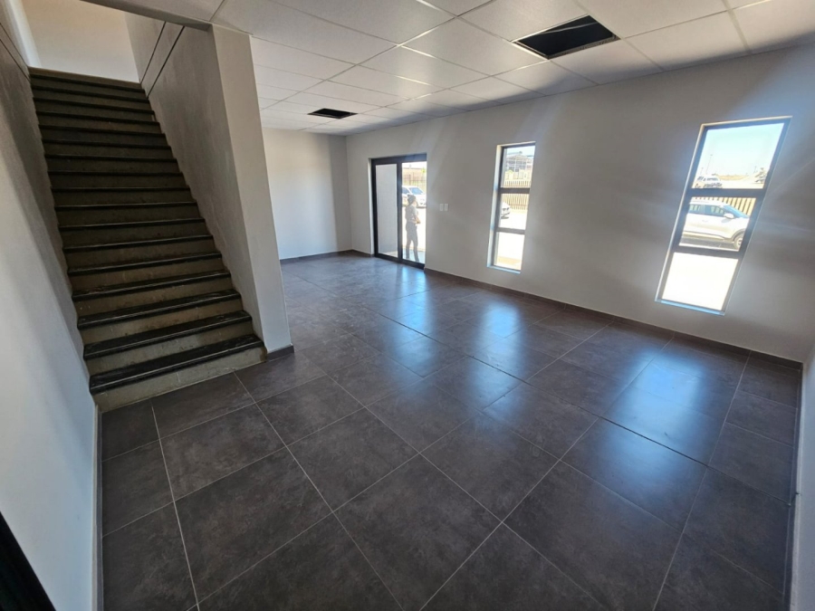 Commercial Property for Sale in Knopjeslaagte Gauteng
