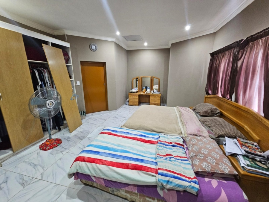 To Let 4 Bedroom Property for Rent in Raslouw Gauteng