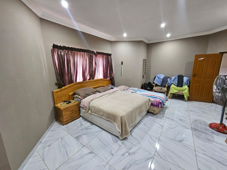 To Let 4 Bedroom Property for Rent in Raslouw Gauteng