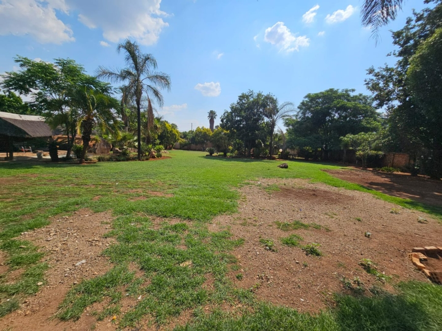 To Let 4 Bedroom Property for Rent in Raslouw Gauteng