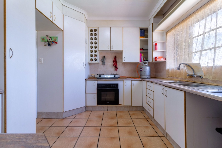 3 Bedroom Property for Sale in Kenmare Gauteng