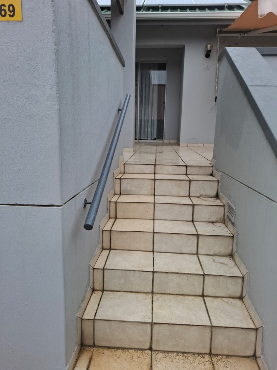 1 Bedroom Property for Sale in Terenure Gauteng