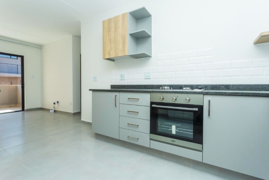 To Let 2 Bedroom Property for Rent in Vorna Valley Gauteng