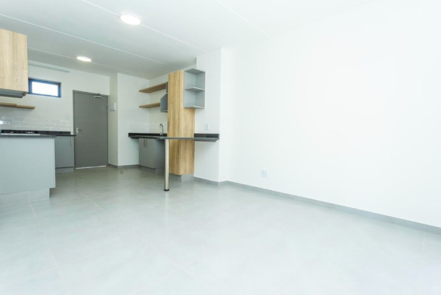 To Let 2 Bedroom Property for Rent in Vorna Valley Gauteng