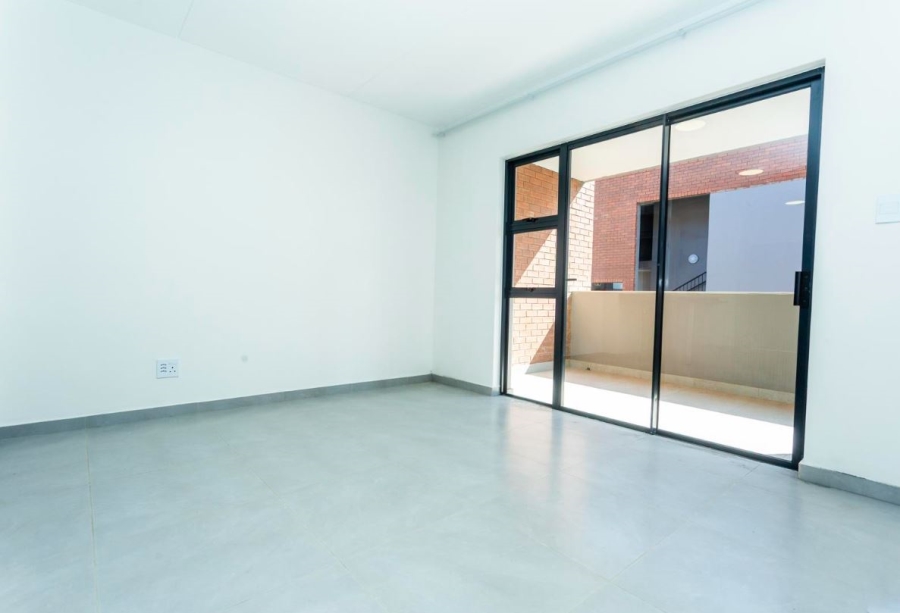 To Let 2 Bedroom Property for Rent in Vorna Valley Gauteng