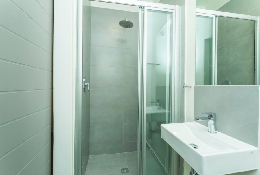 To Let 2 Bedroom Property for Rent in Vorna Valley Gauteng