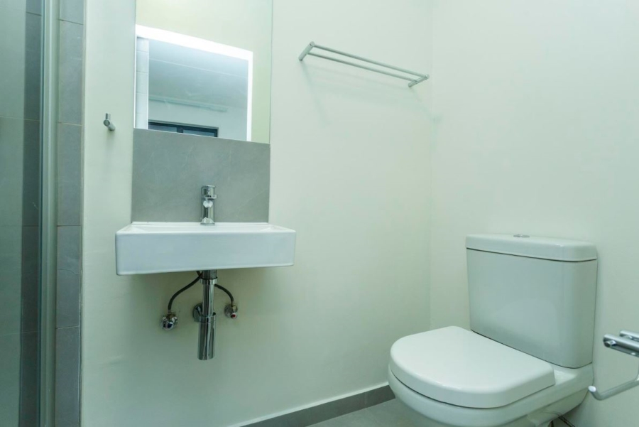 To Let 2 Bedroom Property for Rent in Vorna Valley Gauteng