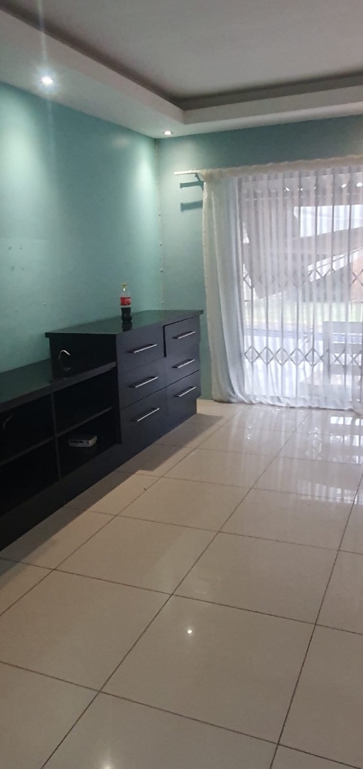 To Let 4 Bedroom Property for Rent in Crystal Park Gauteng