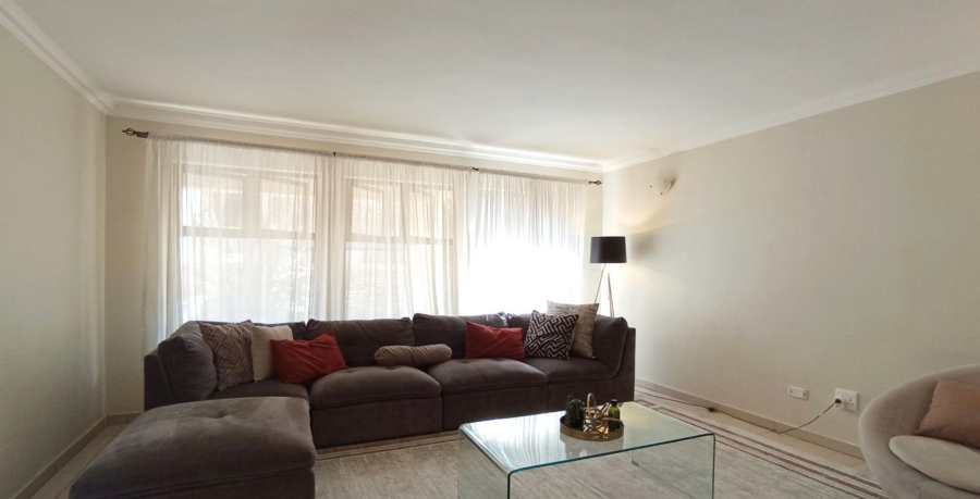 5 Bedroom Property for Sale in Beverley Gauteng