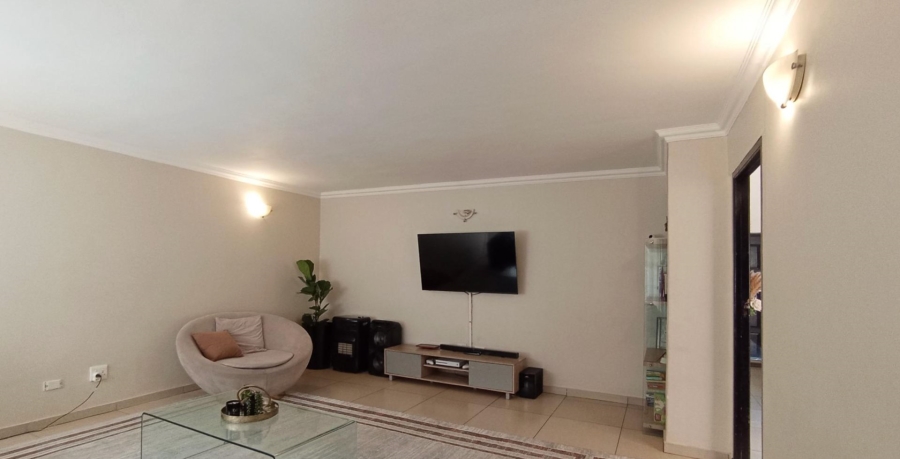 5 Bedroom Property for Sale in Beverley Gauteng