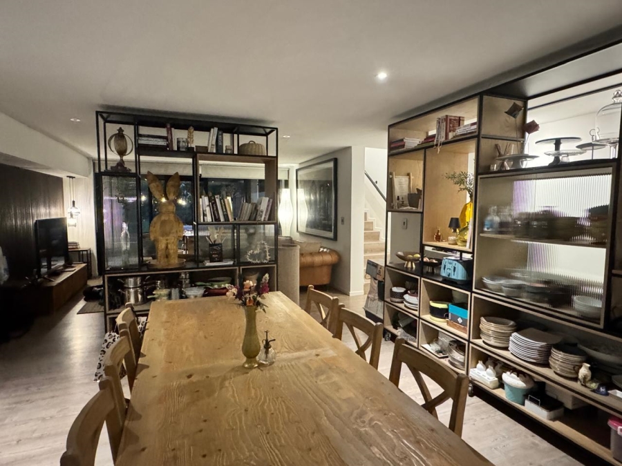 2 Bedroom Property for Sale in Lombardy Gauteng