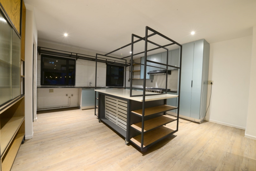 2 Bedroom Property for Sale in Lombardy Gauteng