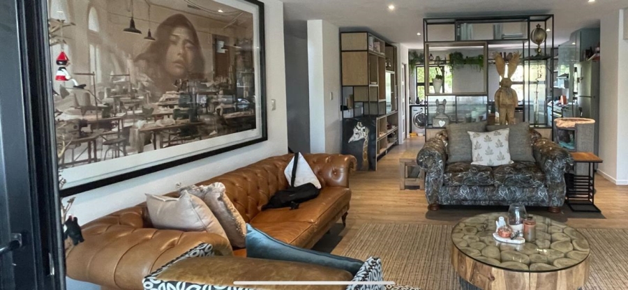 2 Bedroom Property for Sale in Lombardy Gauteng