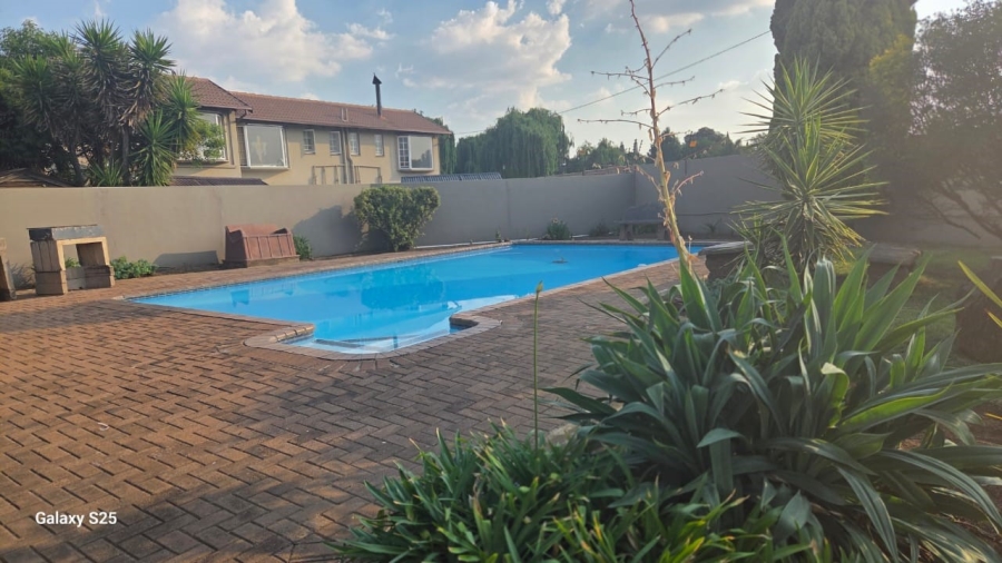 1 Bedroom Property for Sale in Dalpark Ext 11 Gauteng