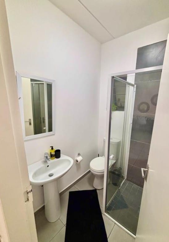 To Let  Bedroom Property for Rent in Vorna Valley Gauteng