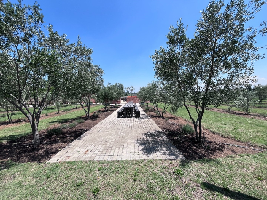 Commercial Property for Sale in Vanwaartshof Gauteng