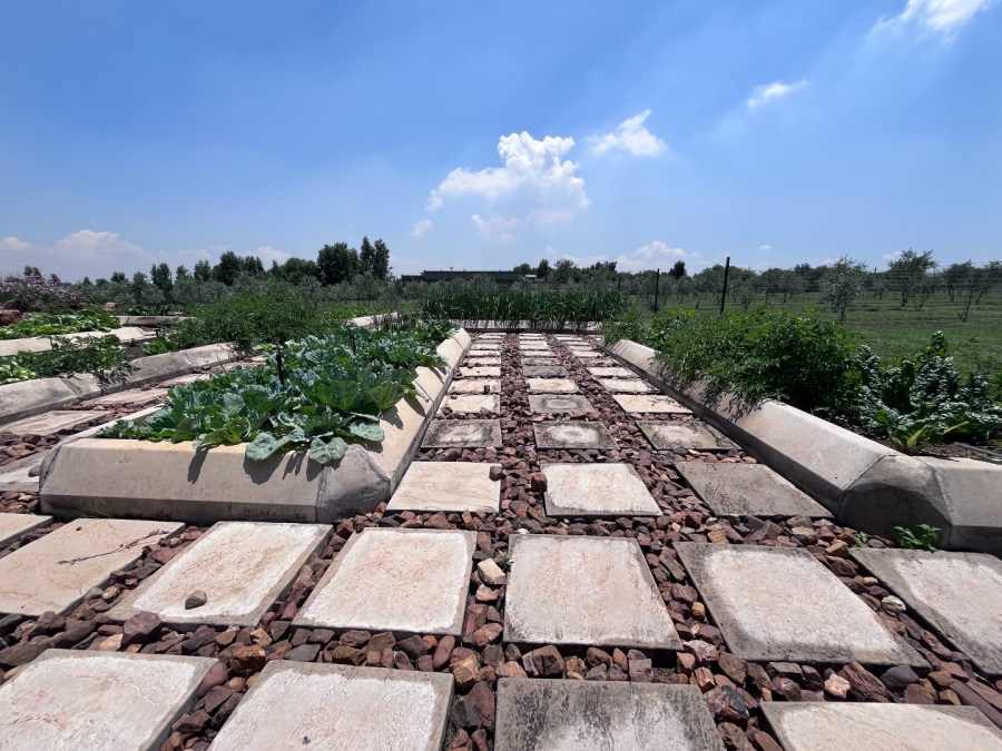 Commercial Property for Sale in Vanwaartshof Gauteng