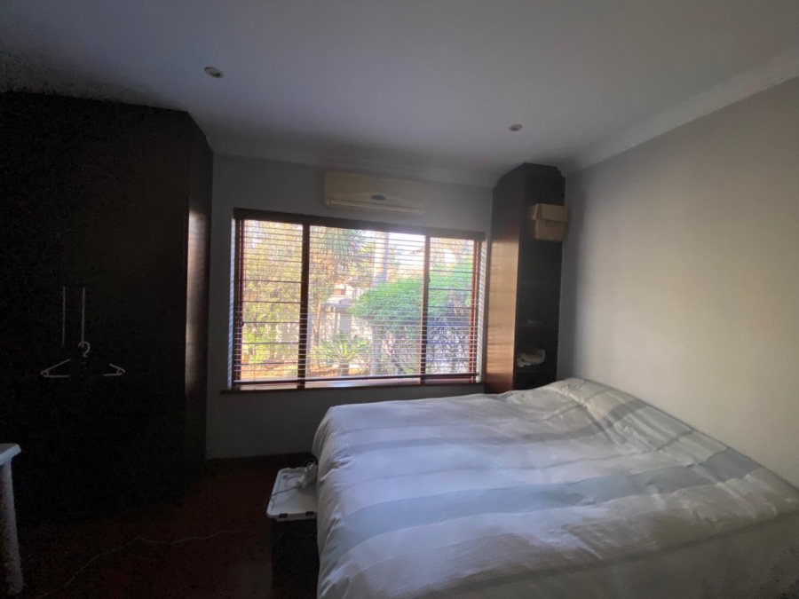 To Let 4 Bedroom Property for Rent in Lakefield Gauteng